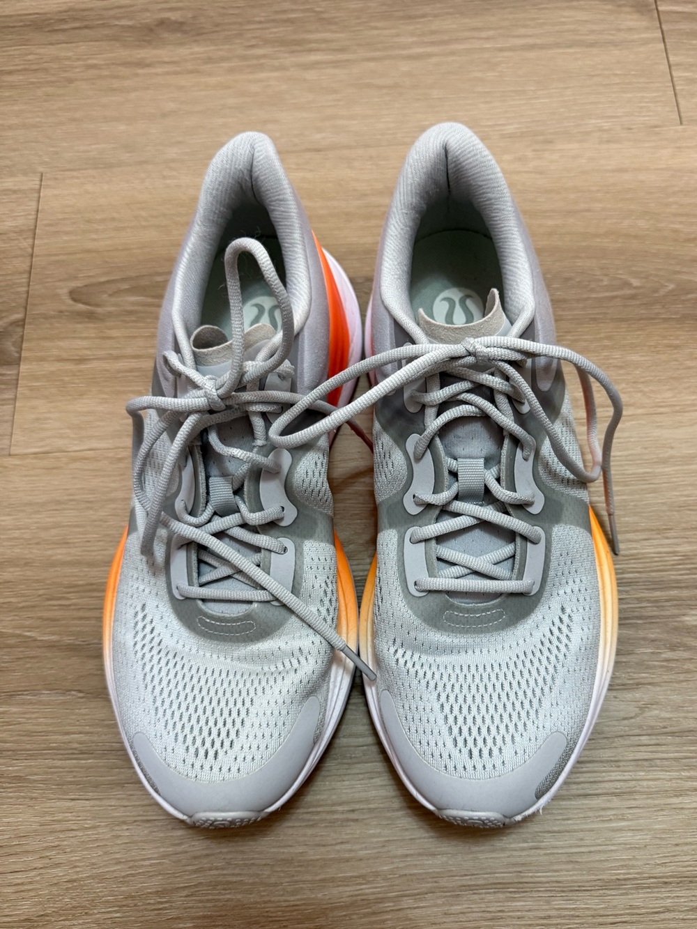Women's LULULEMON Light Gray Athletic Running Shoes with Orange Accent SIZE 9